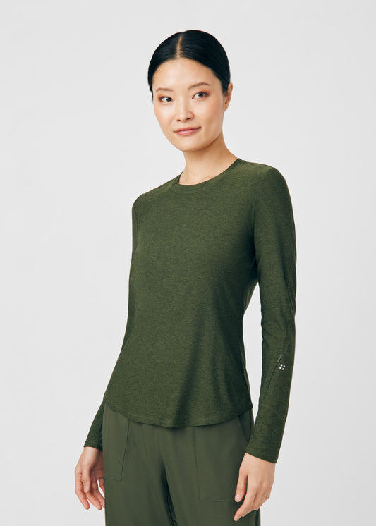 VIBE Women’s 1-Pocket Long-Sleeve Crew Neck Shirt