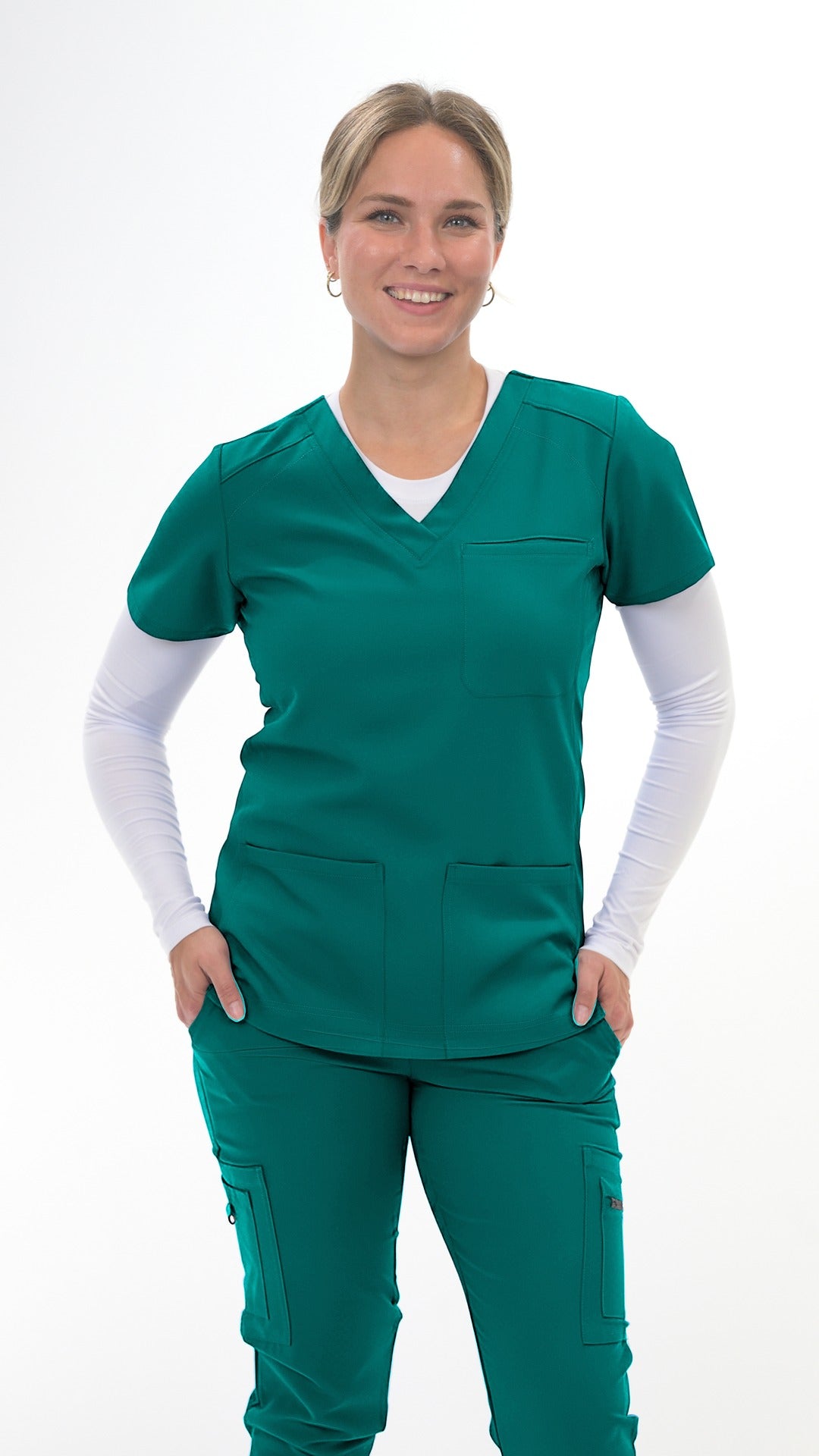 3602 - Flaunt Women's Scrub Top