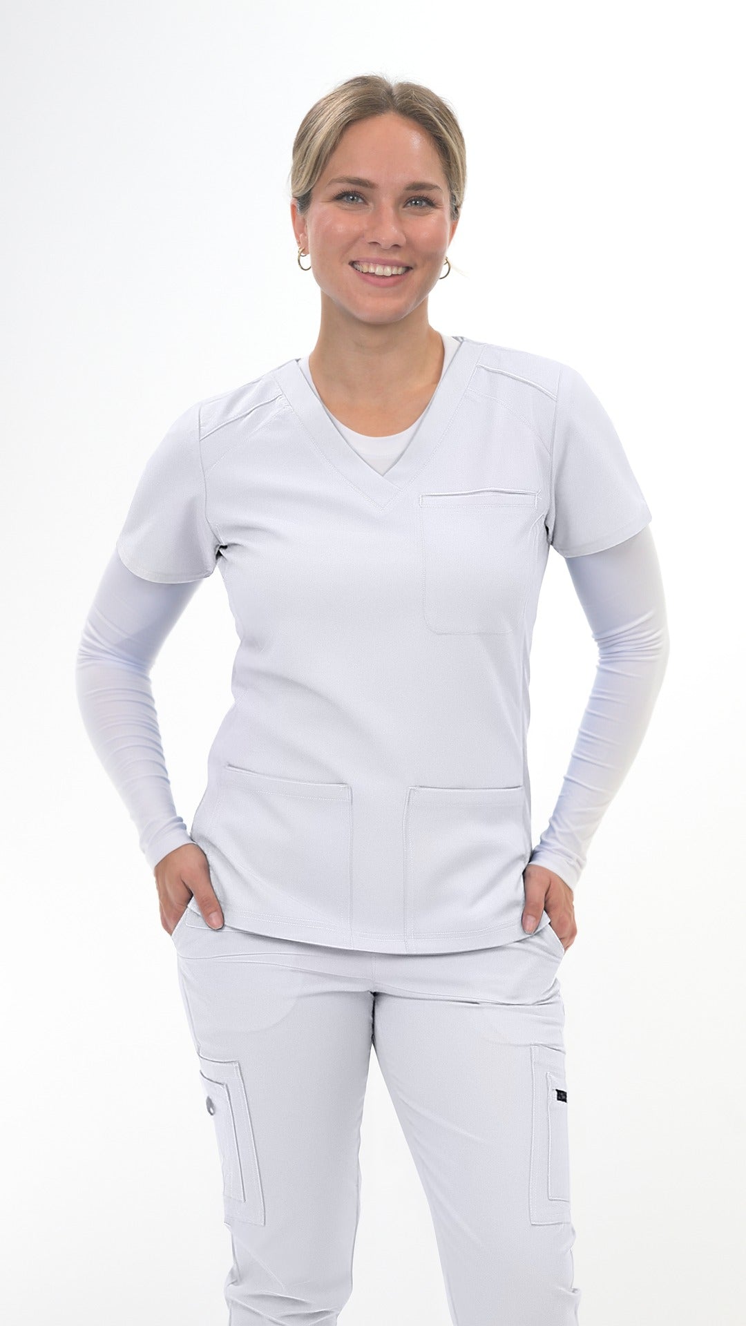 3602 - Flaunt Women's Scrub Top