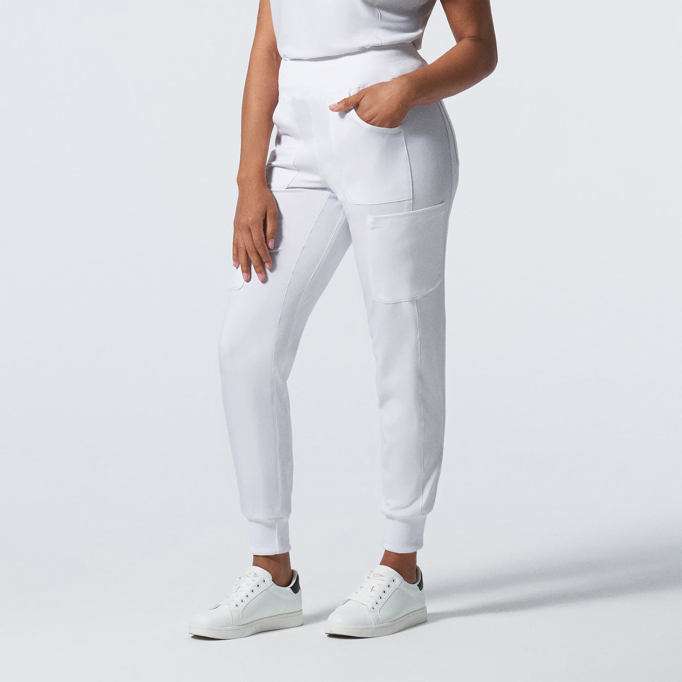 LB401 - Landau Forward Women's Cargo Joggers