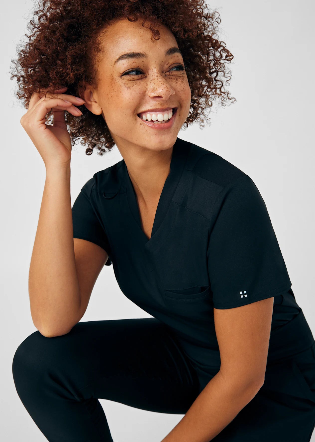 WT119 - VIBE 2-Pocket V-Neck Scrub Top