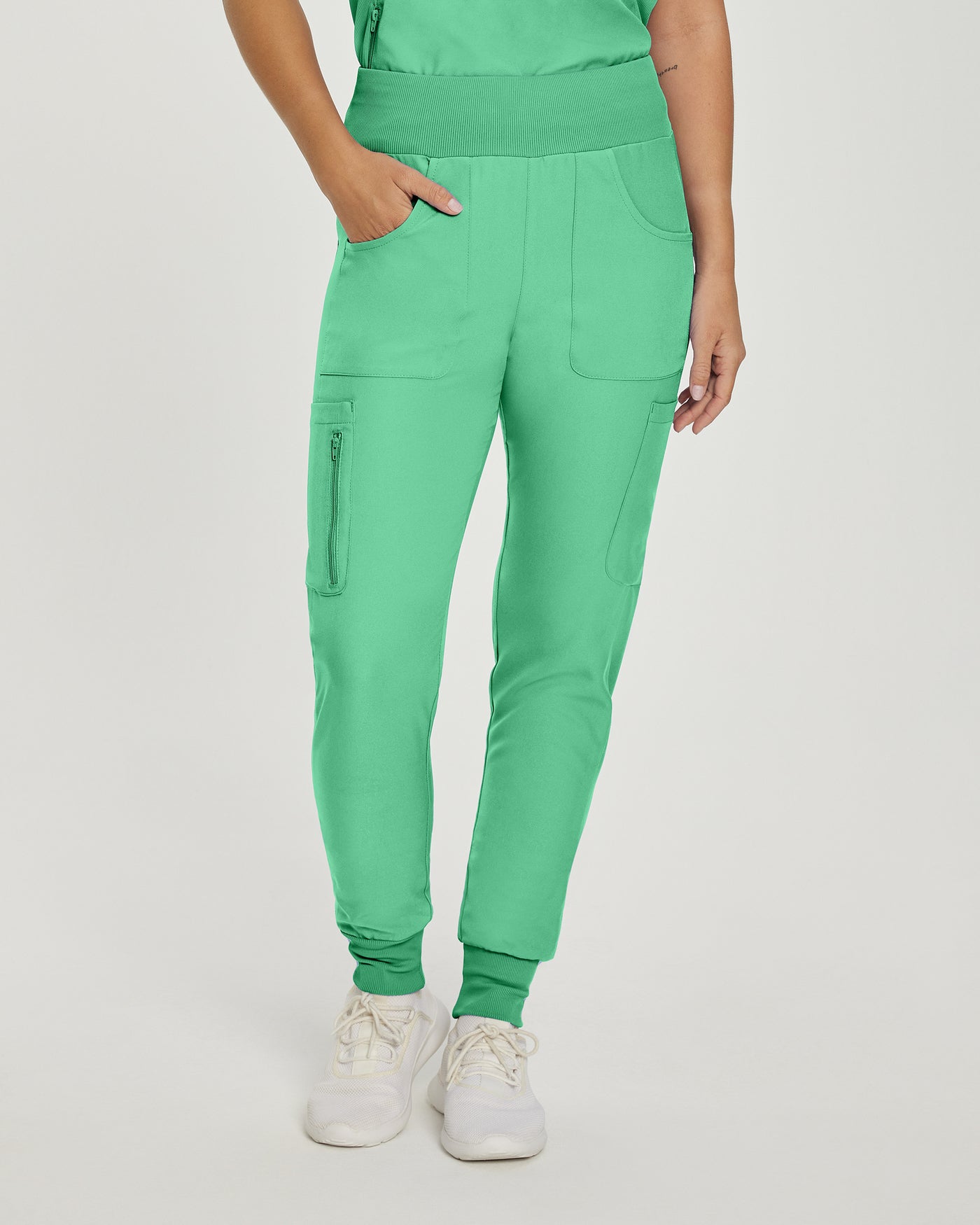 LB401 - Landau Forward Women's Cargo Joggers