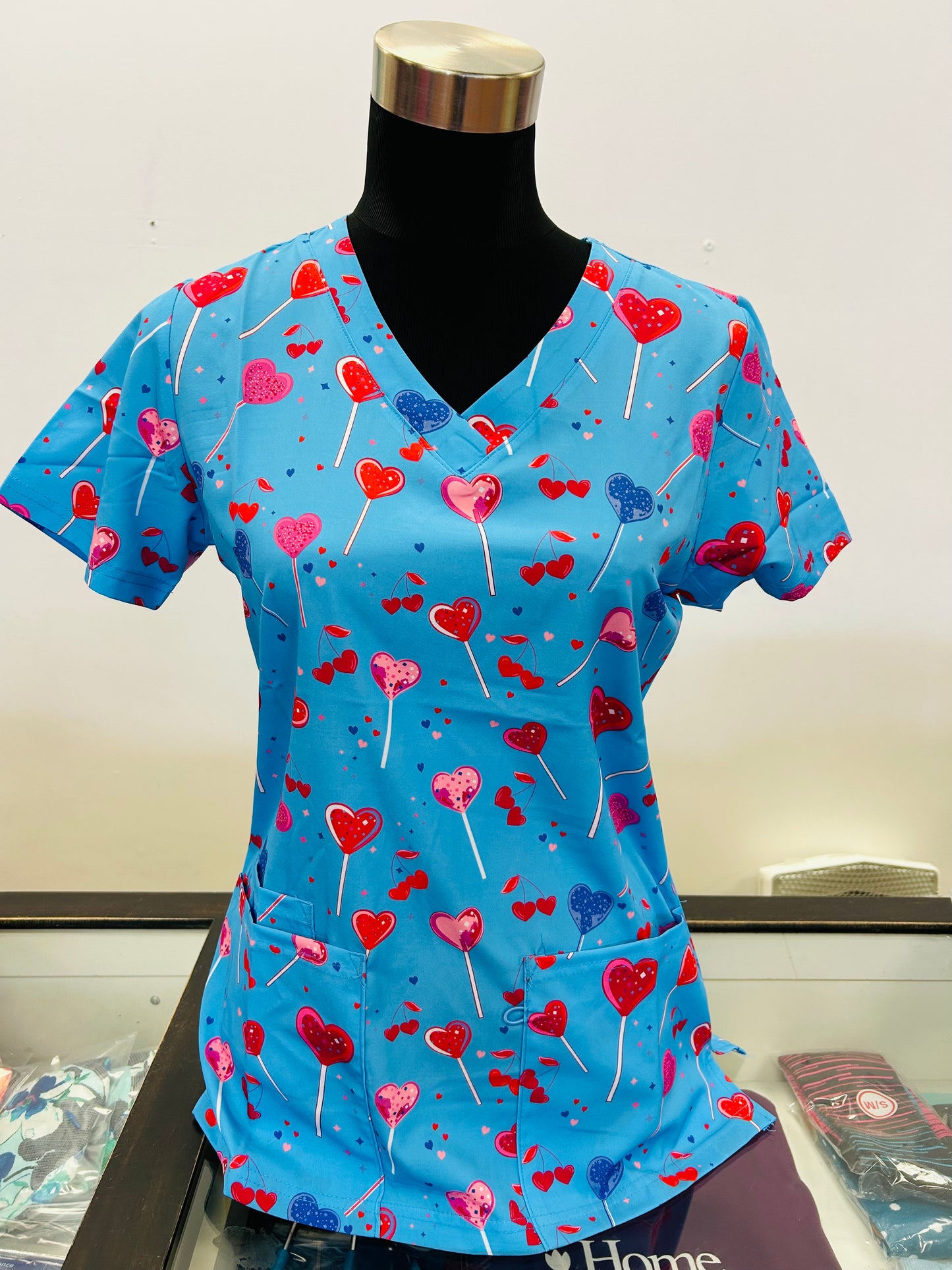 1873BL Cute Candy Hearts Zinnia Printed Women's Scrub Top
