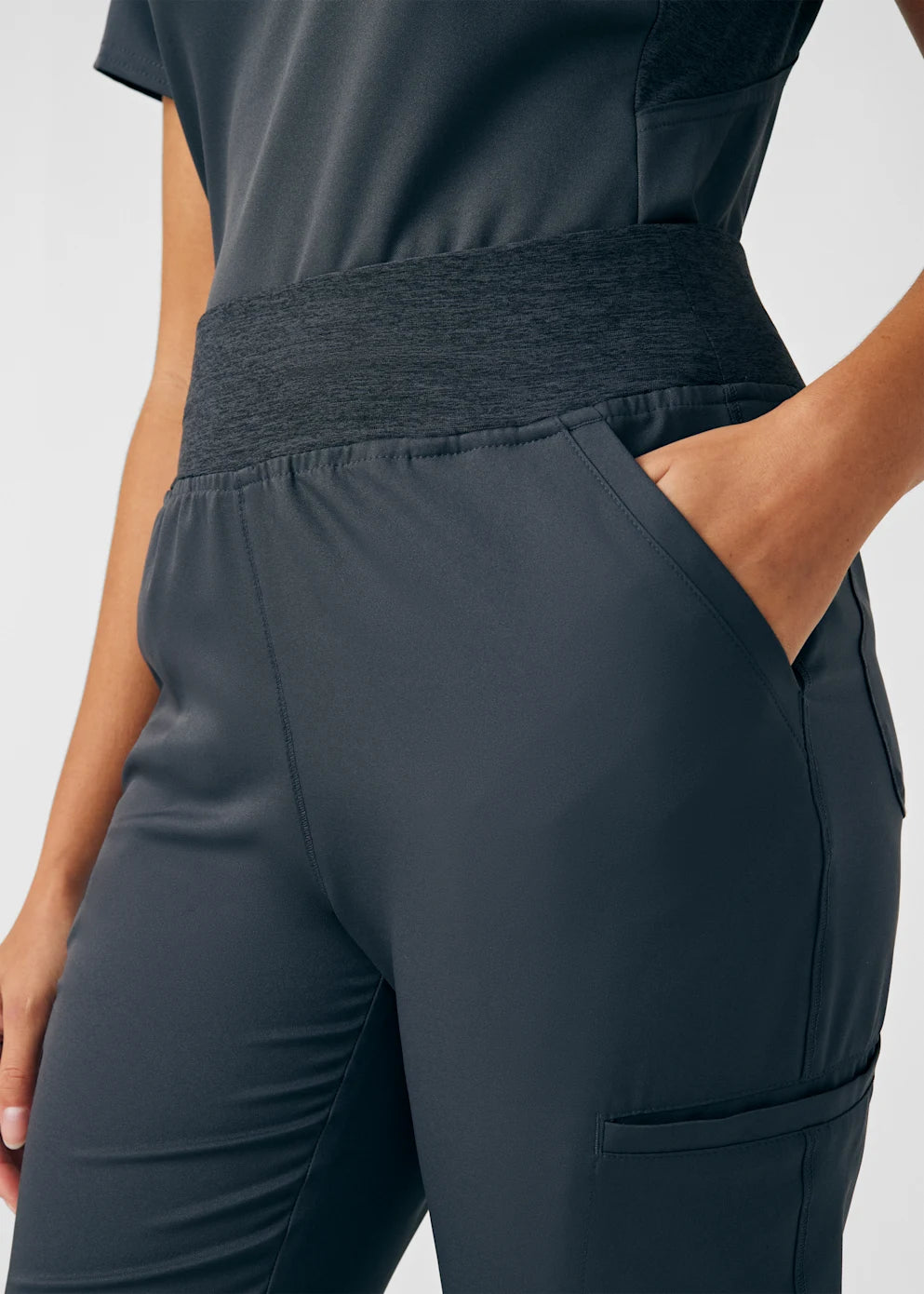 WB420 - Vibe Women's 6-Pocket Jogger Pants