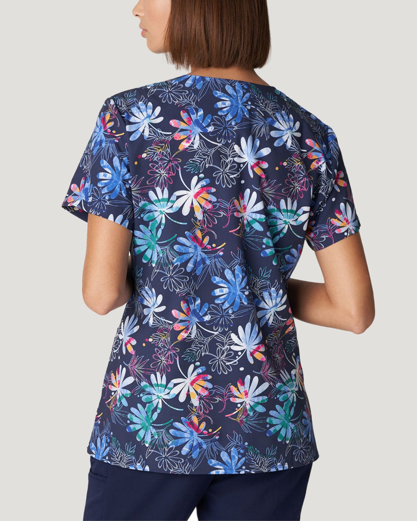 618MNSH MOONSHADOW PRINTED V-NECK TOP