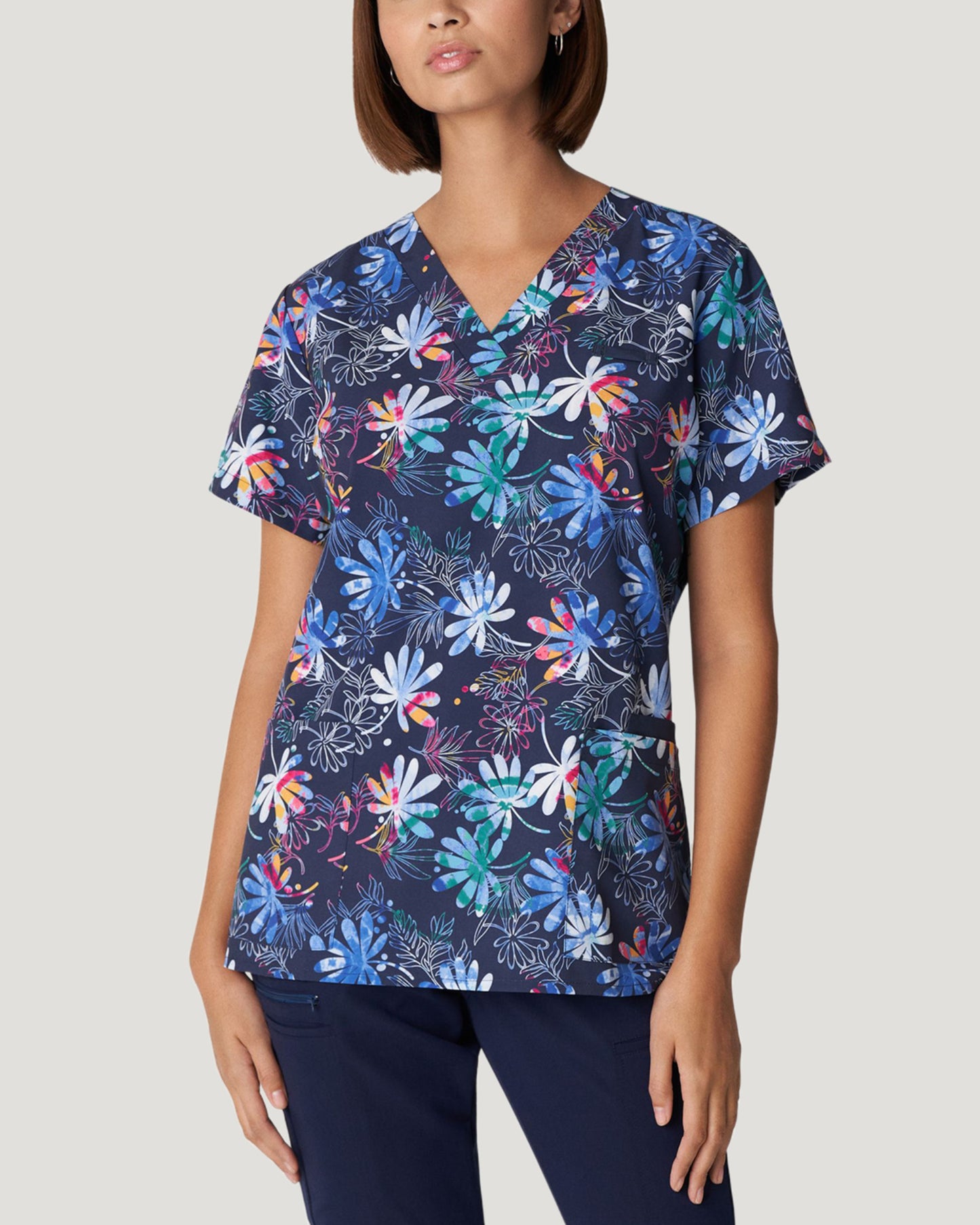 618MNSH MOONSHADOW PRINTED V-NECK TOP